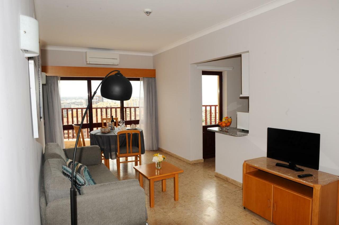 Sol Mar Apartment Portimao Exterior photo
