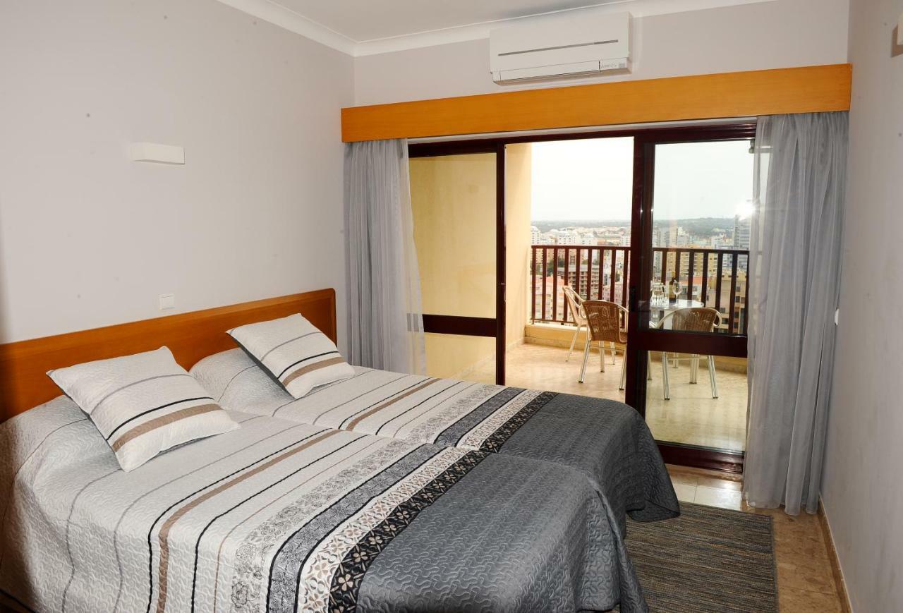 Sol Mar Apartment Portimao Exterior photo